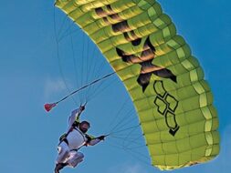 Pilot chute Pilot chute